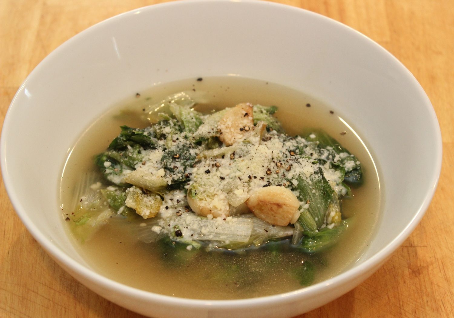 What is Italian escarole soup?