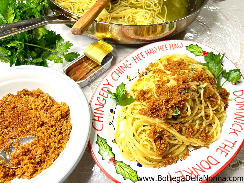 Spaghetti with Anchovies & Fried Breadcrumbs 
