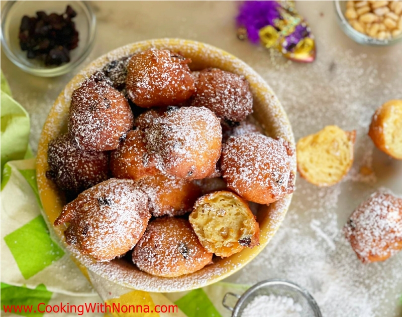Ricotta - Zeppole with Pinoli and Raisins Ricotta - Zeppole with Pinoli and Raisins