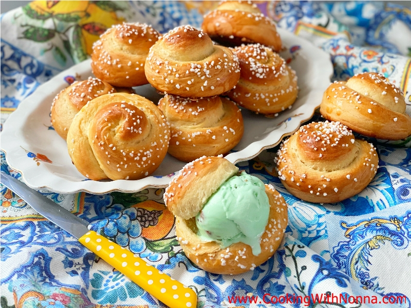 Sweet Ricotta Brioche Rolls Sweet Ricotta Brioche Rolls