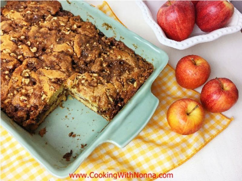 apple crumb cake with honey