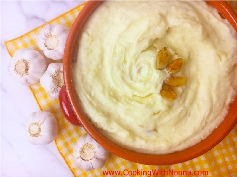 Roasted Garlic Mashed Potatoes 