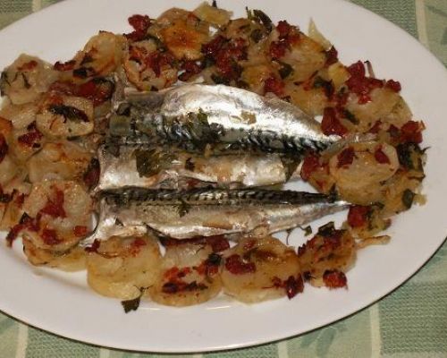 Sgombri con Patate al Forno - Baked Mackerels and Potatoes